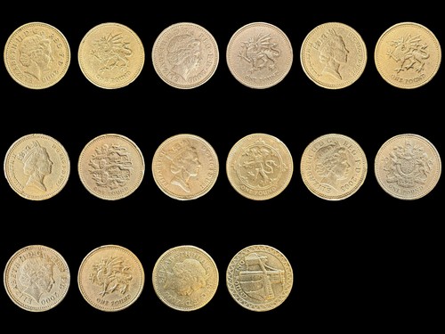 Round one pound coin - coin, lot