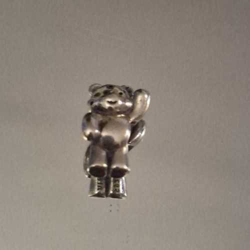 Pandora waving pudsey charm - waving,