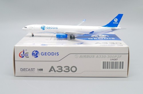 Wings 400 titan airways - wings, 1:400
