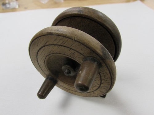 Antique fishing - (ref288bk),
