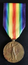 WW1 VICTORY MEDAL - 9052, PTE. G. BELL, MACHINE GUN CORPS. FROM RYTON ON TYNE.