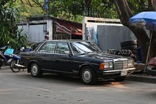 Car Photo 12x8 - Mercedes Benz 230E W123