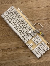 Apple Pro Keyboard M7803 wired dual USB UK  Retro Vintage FREE P&P
