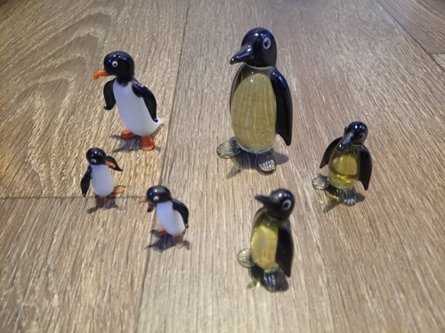 Vintage penguin figurines - vintage,