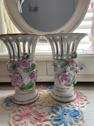 Pair white floral - of, royal