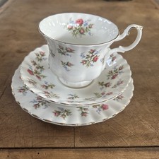 Royal Albert Old Country Roses