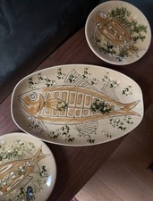 Set of 3 mid-century Sado International, Portugal, fish platter and plates
