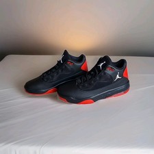 Jordan Max Aura 2 Blac/ White