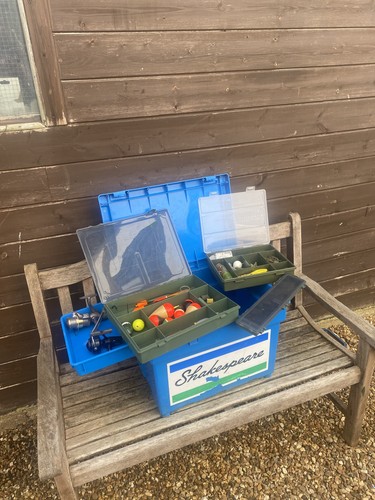 Shakespeare fishing seat box - box, +