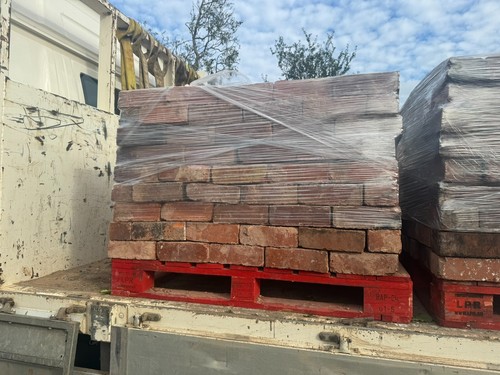 Reclaimed bricks various - ,