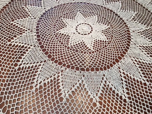 Round handmade crochet lace - handmade,