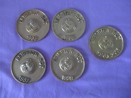Vintage brass medallions - 5,
