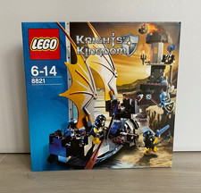 LEGO Castle 8821 Knights' Kingdom II Rogue Knight Battleship New Sealed 2006