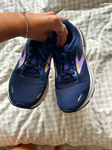 Brooks adrenaline gts running - brooks,