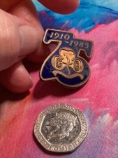 Vintage Metal Girl Guides