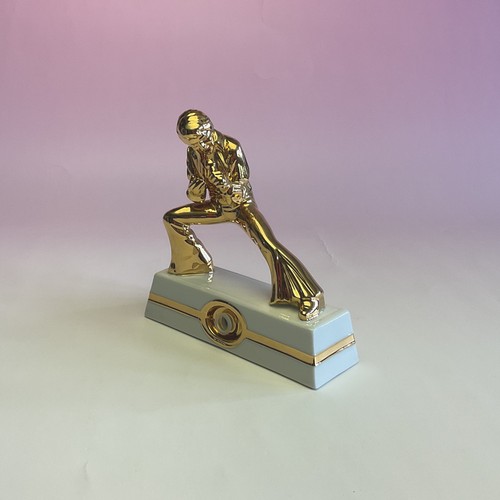 Gilded elvis presley - elvis,