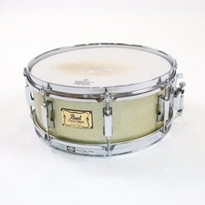 Pearl Classic Maple Snare Drum