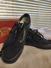 Old Skool Vans UK 6.5 Black with Box  Unisex