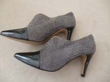 New Pixie boots stiletto  H B Espana women's Sz 4.5 black/grey with 3.5" heel