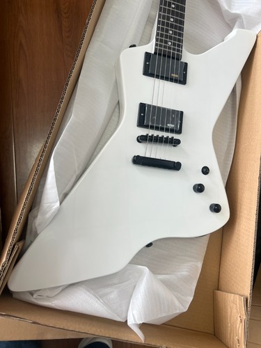 White explorer style electric - white,