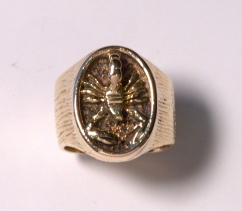 Vintage 9ct gold scorpion - vintage,