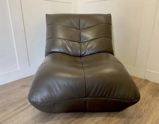 CONTEMPORARY TOGO DESIGN