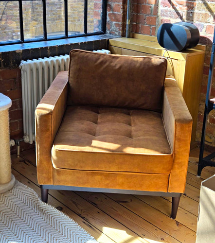 Swyft model armchair - model,