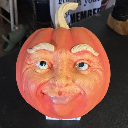 Resin pumpkin face figurine - resin,
