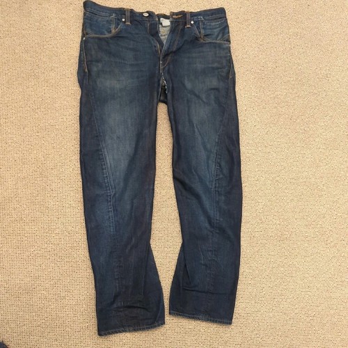 Levis engineered twist - engineered,