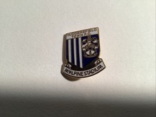 HUDDERSFIELD TOWN McALPINE STADIUM GILT PIN BADGE