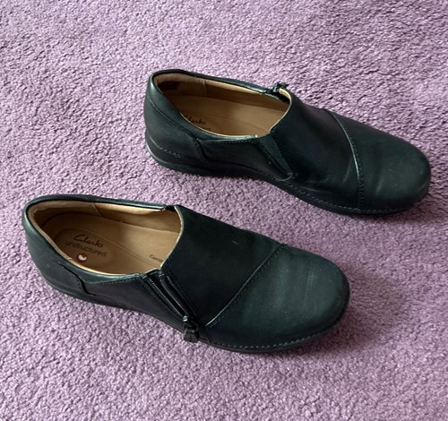 Clarks black nursing shoes