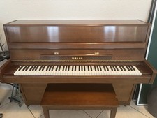Yamaha Upright Piano B2741893