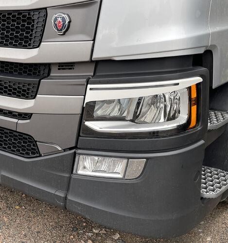 Headlight eyelids fit - headlight,