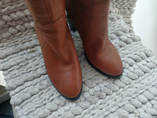 TU PREMIUM TAN MID CALF LEATHER BOOTS SZ 5/38