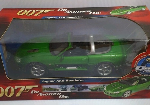 James bond jaguar xkr - james,