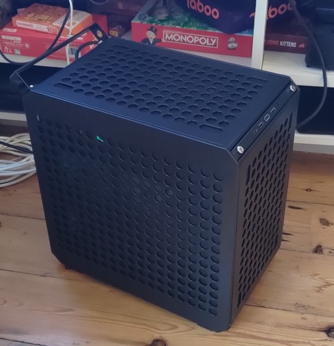Desktop computer private - computer,