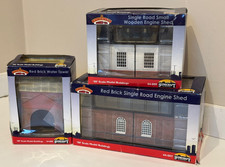 Bachmann Scenecraft 44-007/ 8 &9 Single Road Small Wooden & Brick Engine Shed
