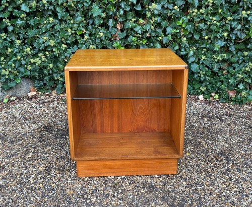 Vintage mid century side - century,