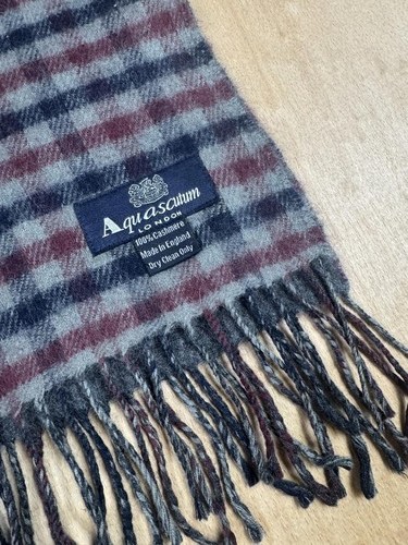 Aquascutum london grey - 🧣,