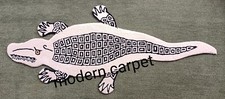 Crocodile rug with - 100%, woolen