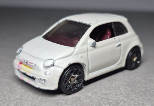 Hot wheels fiat 500 white - wheels,