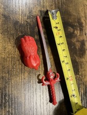 Thundercats 1985 LJN Lion-O's Sword of Omens and red claw gloves – Accessory