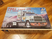 Italeri Ford 9000 LTL USA