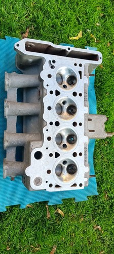 Lotus twin cam race head - twin,