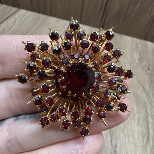 Vintage red starburst - vintage,