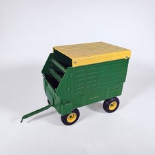 Ertl John Deere Forage Wagon