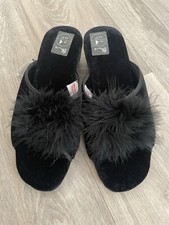 NEW BNWT  BHS BLACK VINTAGE STYLE FLUFFY FEATHERED HEELED BEDROOM SLIPPERS UK 4
