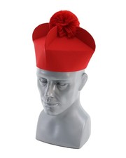 Red biretta with 4 horns