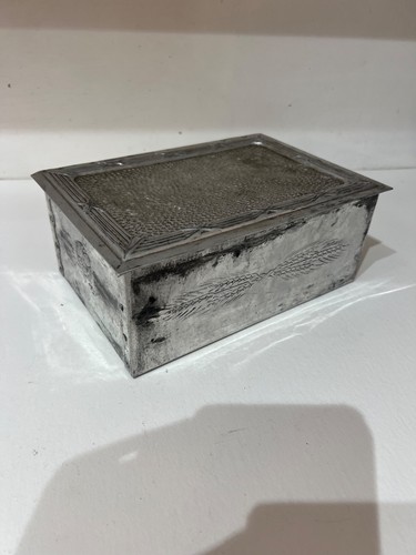 Vintage tin hammered aluminium - vintage,