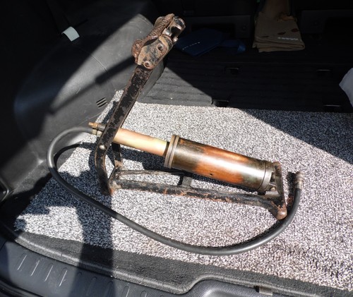 Vintage dulop foot pump - dulop,